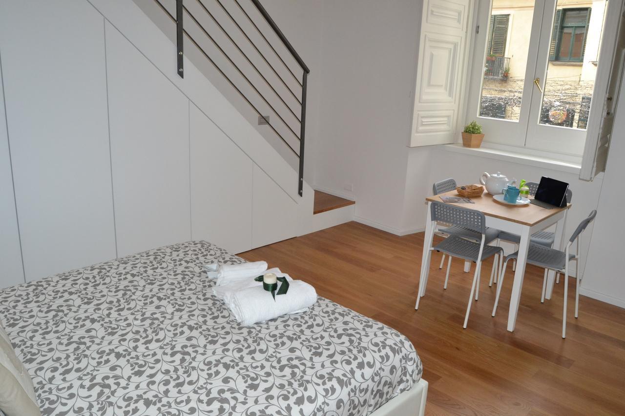 Via Roma Apartment Deluxe Salerno Kültér fotó