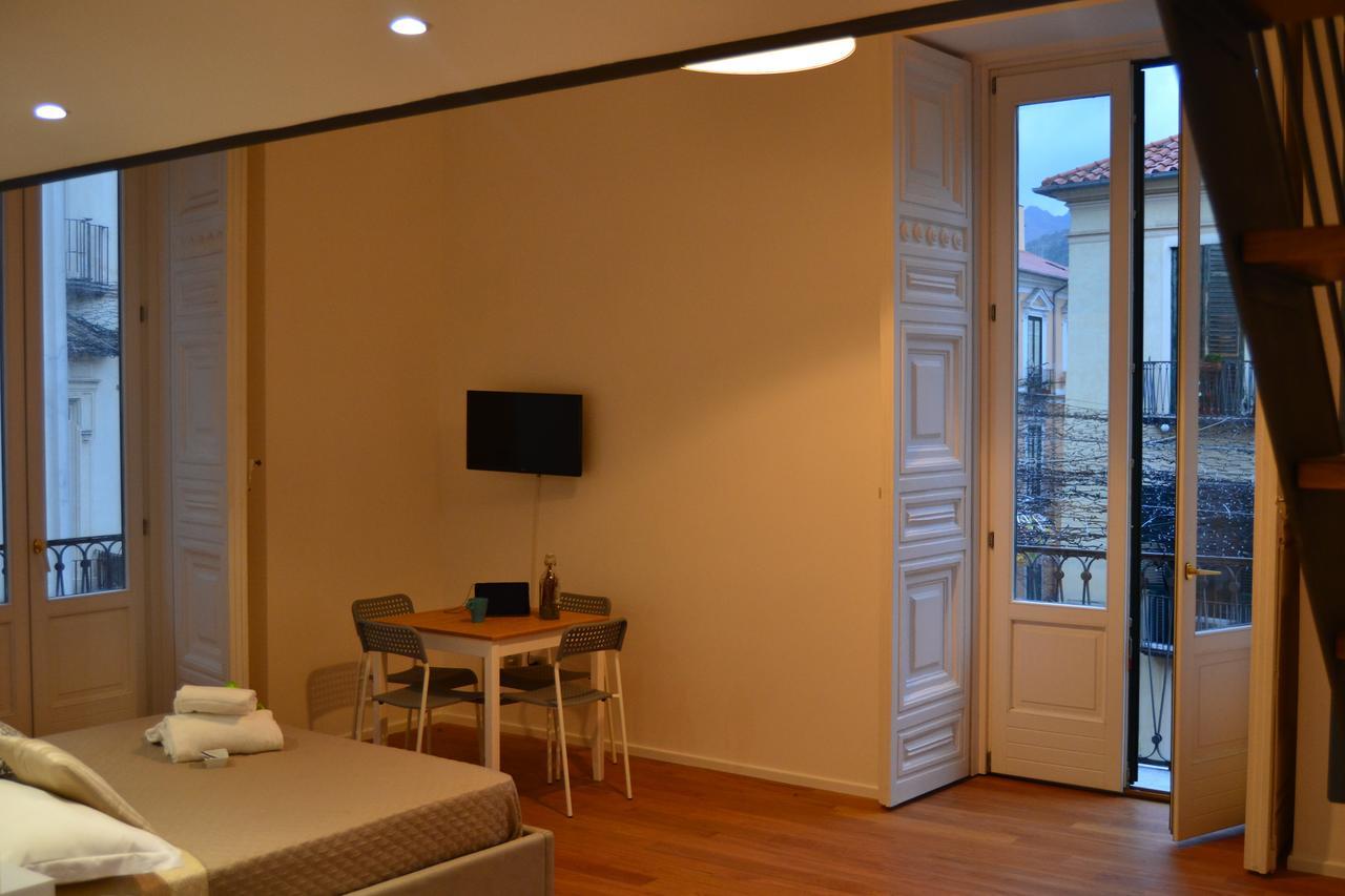Via Roma Apartment Deluxe Salerno Kültér fotó