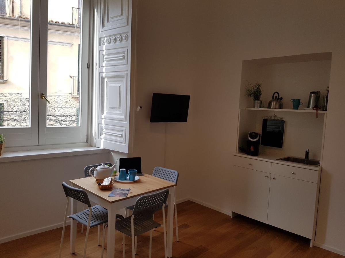 Via Roma Apartment Deluxe Salerno Kültér fotó